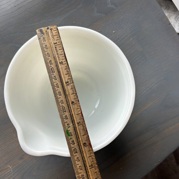 Vintage Small White Glass Footed Mixing Bowl with Pour Spout 6 Inches Across Top - Picture 3 of 7
